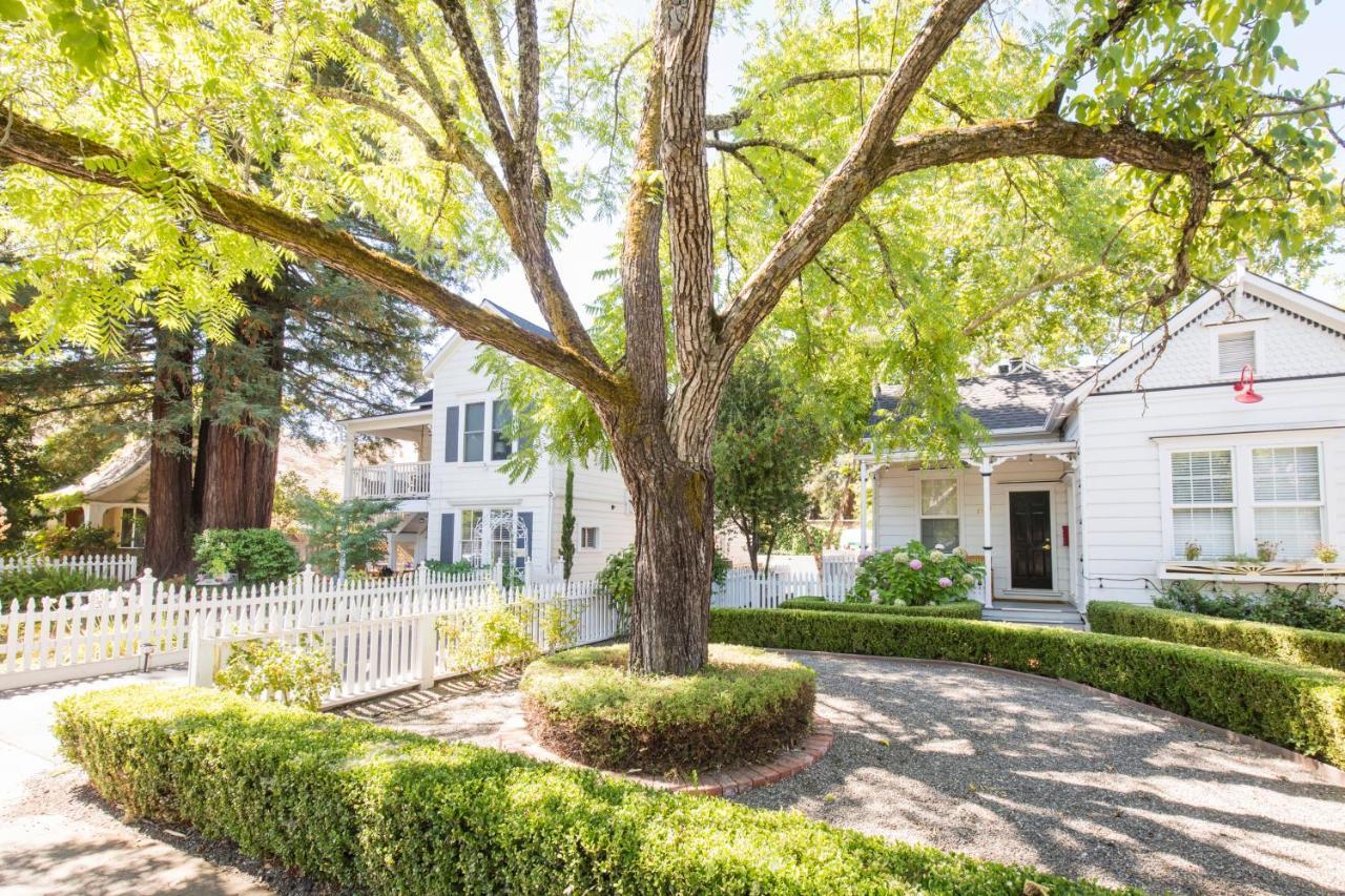 Inn St Helena Сент-Хелина Экстерьер фото