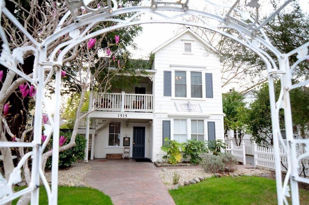 Inn St Helena Сент-Хелина Экстерьер фото